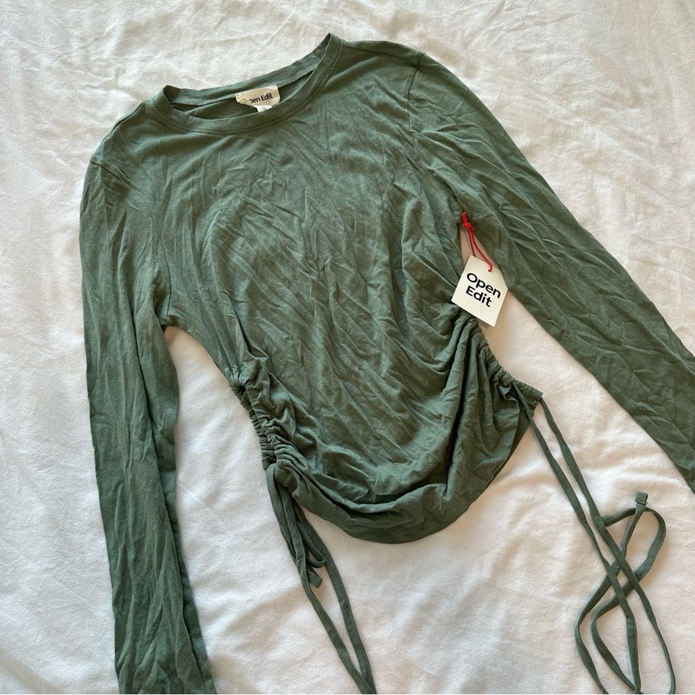 Open Edit Cropped Top